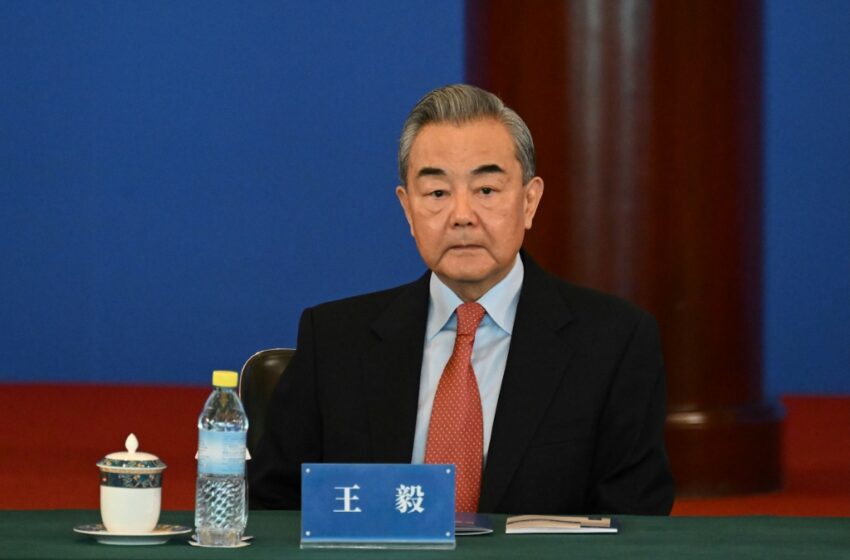  China apela à UE e Reino Unido por estabilidade no comércio mundial