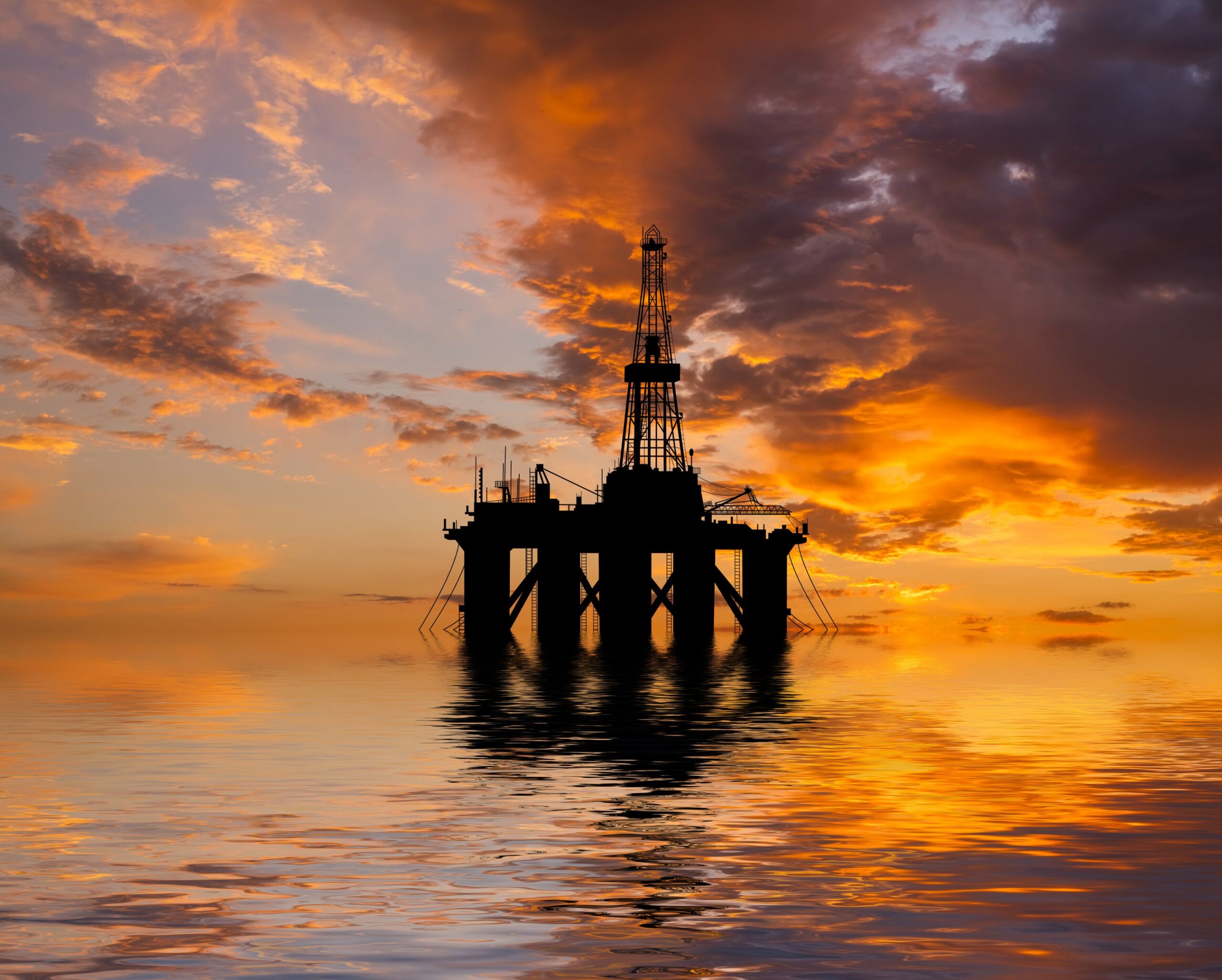  Petróleo mantém alta com foco em negociações comerciais entre EUA e China