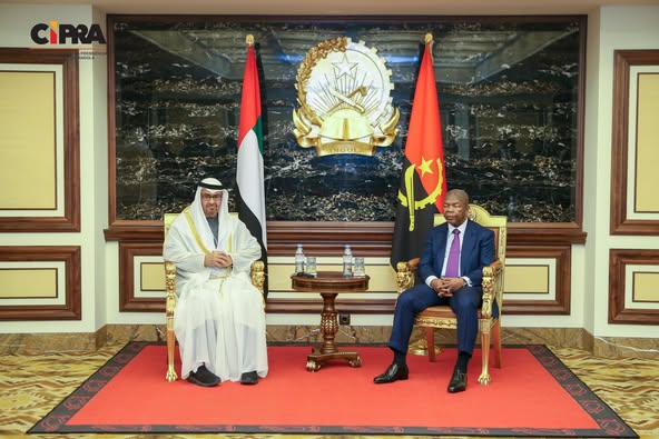  Angola e Emirados Árabes Unidos assinam 44 acordos de cooperação em Luanda