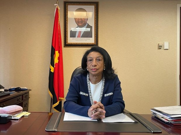  Angola quer ampliar cooperação com Portugal em sectores estratégicos