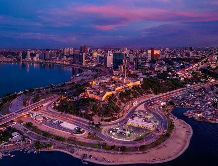  Reguladores financeiros criam rede lusófona de bancos centrais. Primeira reunião será em Luanda