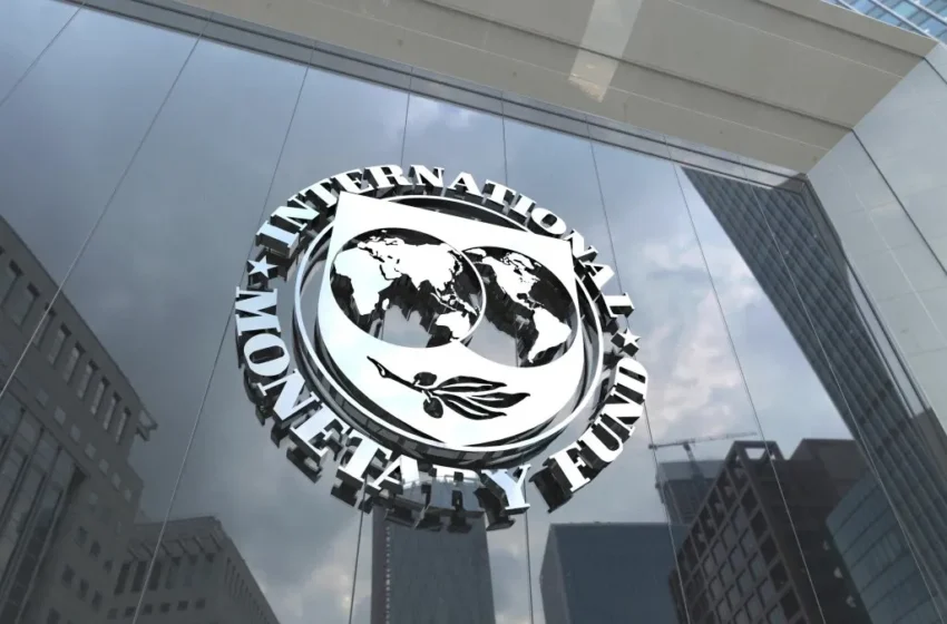  FMI prevê crescimento de 2,3% em 2026 e alerta para dependência do petróleo