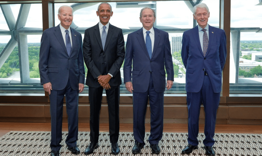  Todos os ex-presidentes reunidos em Chicago para inaugurar o centro Obama