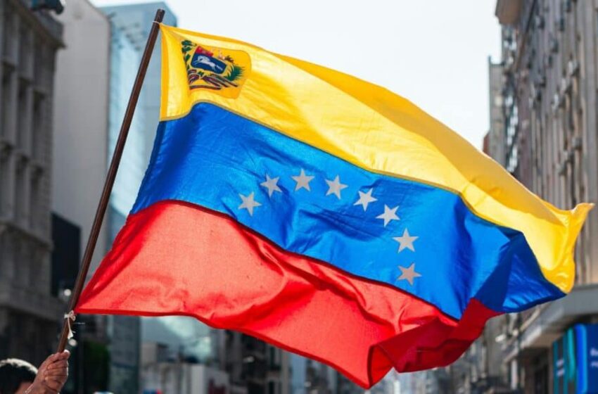  Venezuela: busca desesperada por sobreviventes dos piores sismos em quase seis décadas