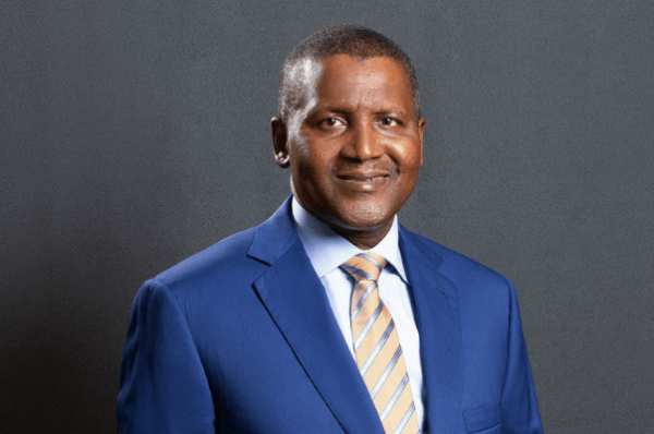 Aliko Dangote, presidente do Grupo Dangote Industries e o homem mais rico de África