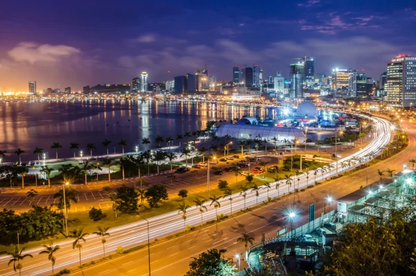 Angola exporta apenas 418,7 milhões USD em mercadorias da diversificação económica