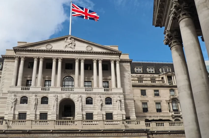  Banco da Inglaterra reduz taxa de juro para 4,5%