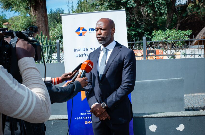  FÉNIX Pensões realiza palestras sobre fundos de pensões na Huíla