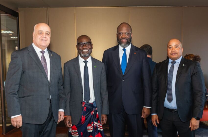  Museu Nacional da Austrália acolhe exposição sobre a vida e obra de Agostinho Neto