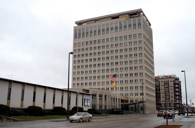  Berkshire anuncia compra de unidade petroquímica da Occidental por 9,7 mil milhões USD