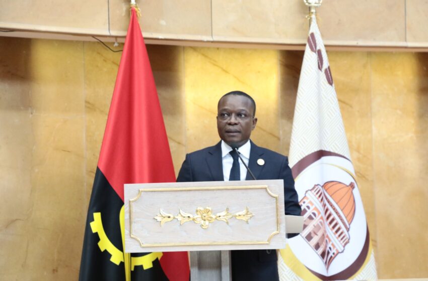  Adão de Almeida defende lugar “digno à mesa” para África e o Sul Global