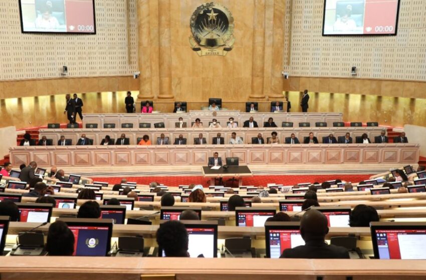  Assembleia Nacional aprova Proposta de Lei do Passaporte Angolano