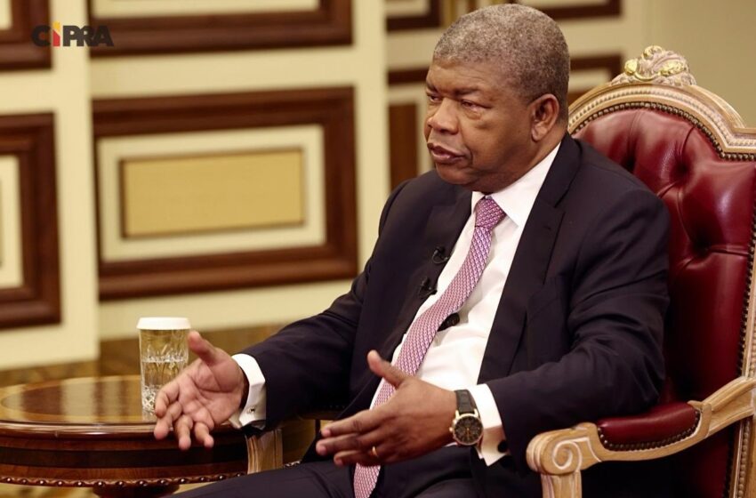  Presidente João Lourenço: “Os países são para se ir fazendo. Geração após geração.” 