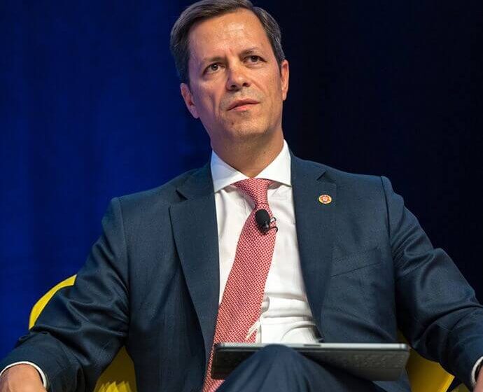  “Um CEO tem medo de muita coisa”, assume Luís Teles, CEO do Standard Bank Angola