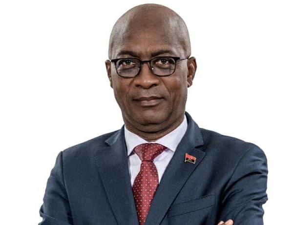  Ministro do Planeamento chefia delegação angolana presente em Davos