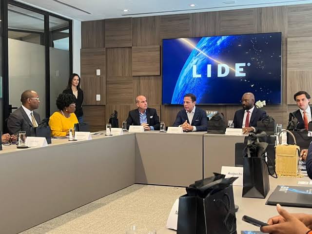  Governadores Provinciais participam em formação executiva no Brasil