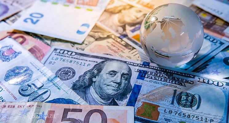  Tensão entre Casa Branca e Fed mantém mercados cambiais sob atenção