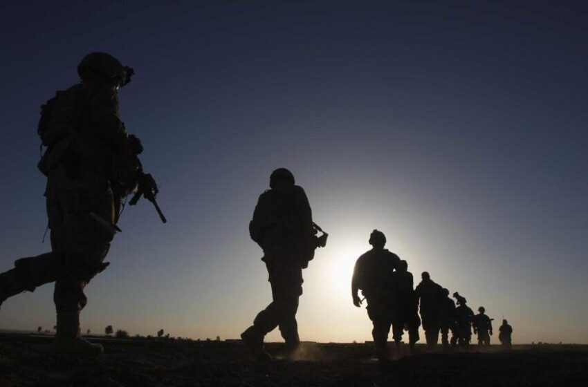  Estados Unidos enviam militares da 82.ª Divisão Aerotransportada para o Médio Oriente