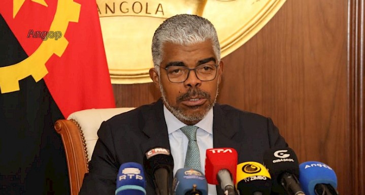  Ministro dos Transportes afasta crise cambial e aponta guerra no Médio Oriente para suspensão de voos da Turkish Airlines