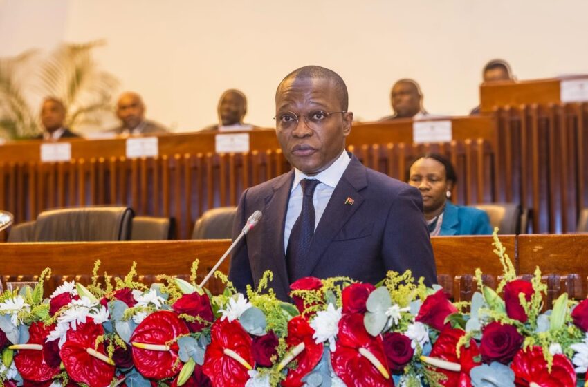  Presidente da Assembleia Nacional faz discurso com uma forte mensagem política no parlamento moçambicano