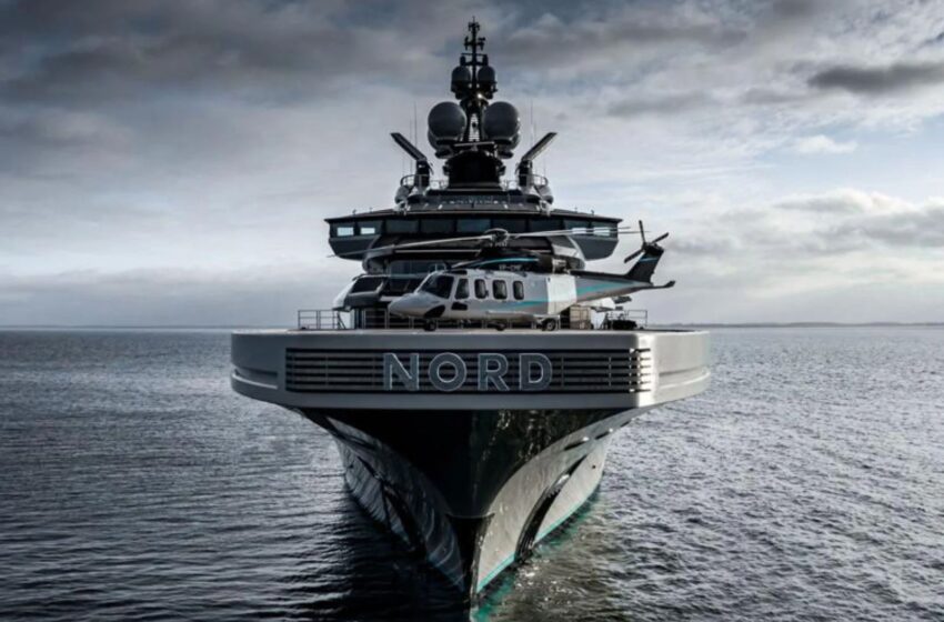  Super iate de oligarca russo atravessa Ormuz com aval de Irão e EUA