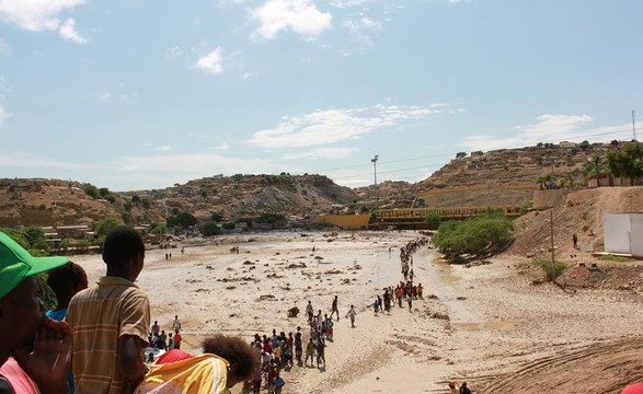  Apoio de mais mil milhões de kwanzas para as famílias afectadas pelas cheias em Benguela