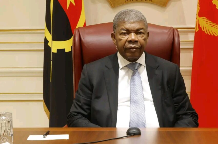  João Lourenço inicia visita de Estado à Argélia com foco no reforço da cooperação económica