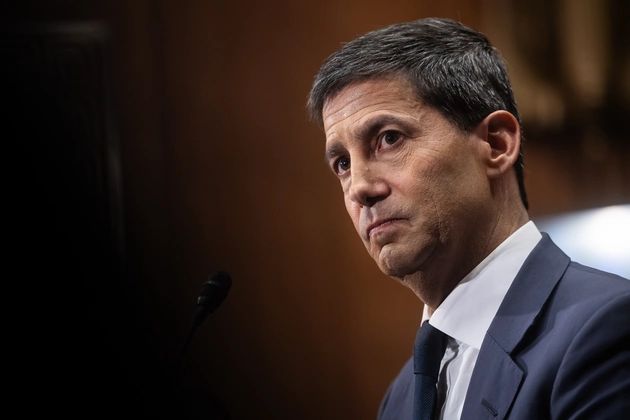  Senado dos EUA confirma Kevin Warsh para liderar a Reserva Federal