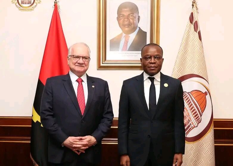  Angola e Brasil têm responsabilidade de construir instituições plurais, refere o mais alto magistrado brasileiros