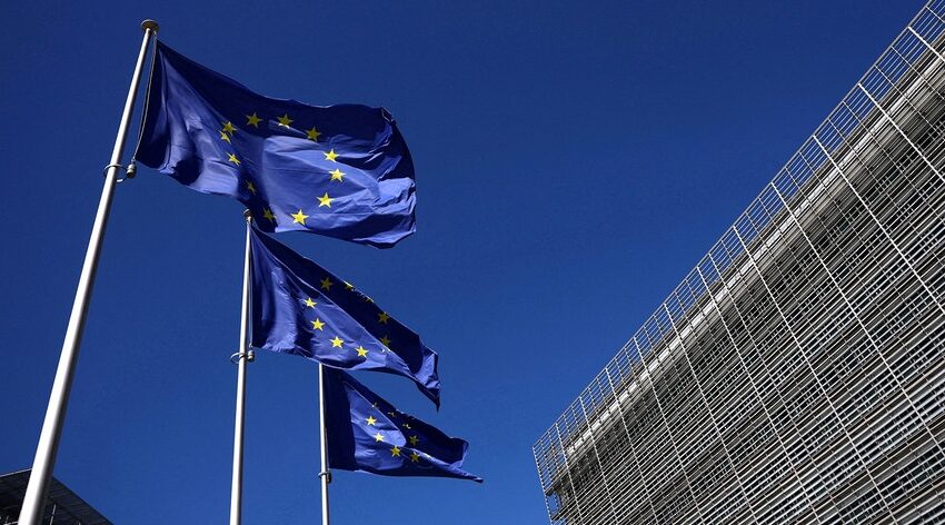  UE mantém oito países africanos na lista de jurisdições de risco elevado para branqueamento de capitais