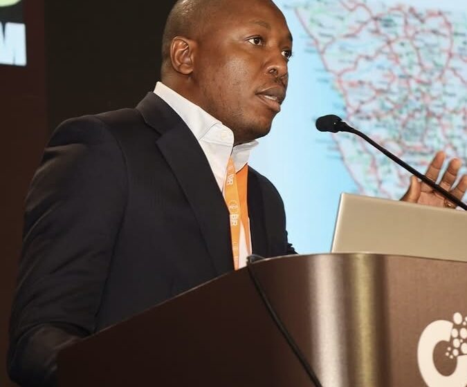 Angola investe 21 milhões de dólares em estudos para a futura autoestrada Oeste-Leste