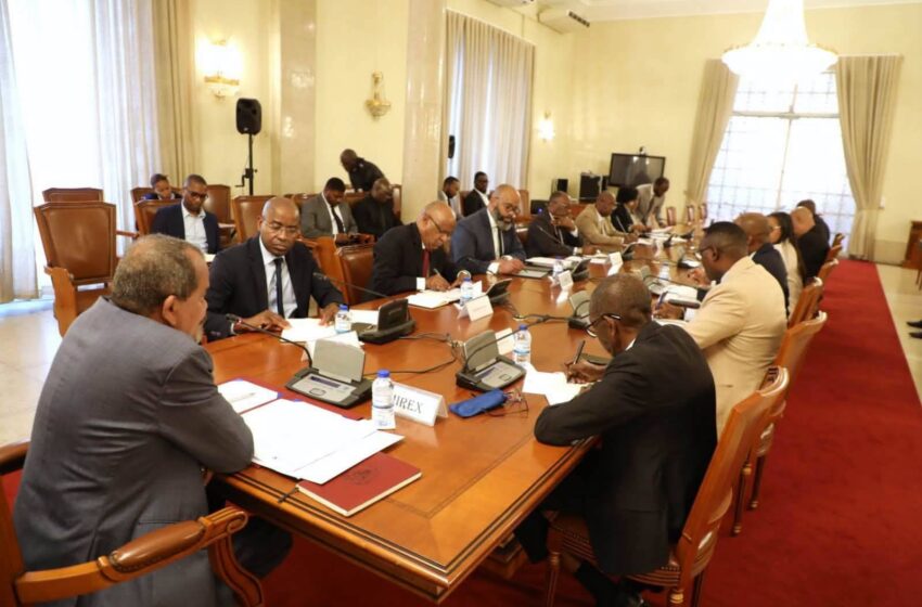  Angola prepara plano de retirada de cidadãos residentes na África do Sul