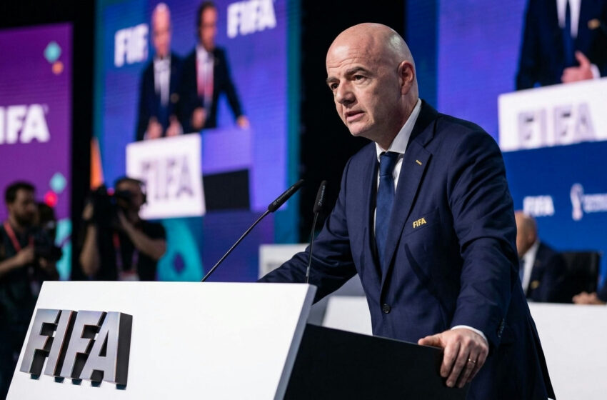  FIFA mantém plano para vender participações em competições