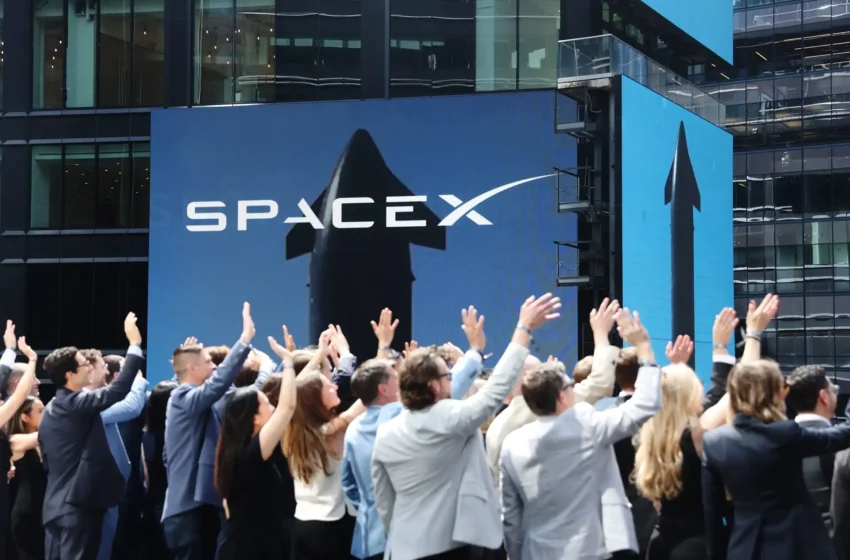  Primeiro trimestre da SpaceX em Bolsa: receita recorde, acções em queda