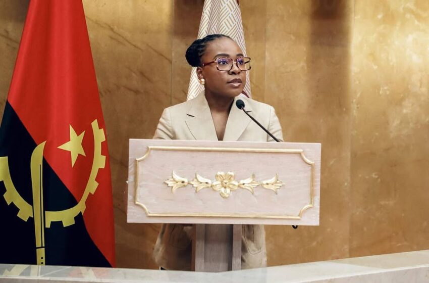  Angola prepara nova oferta pública inicial ainda este ano, com venda de participação no Standard Bank