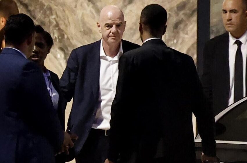  FIFA reafirma apoio a Infantino após este ter abandonadoplano polémico
