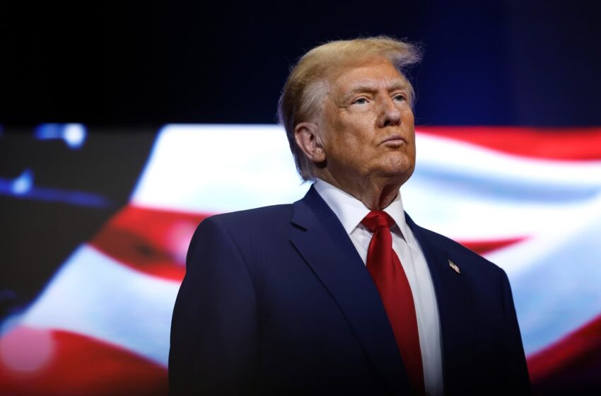  Trump ameaça “consequências económicas tremendas” a quem negocie com o Irão