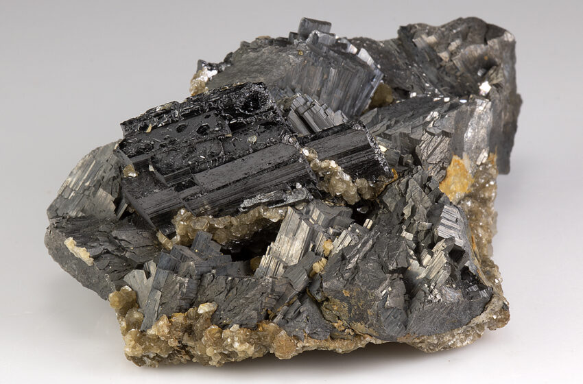  Ruanda e Almonty Industries avançam com projecto de tungsténio para reforçar cadeias minerais fora da China