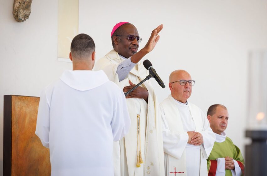  Arcebispo de Saurimo, D. José Manuel Imbamba, apela ao perdão entre famílias, povos e nações em Fátima