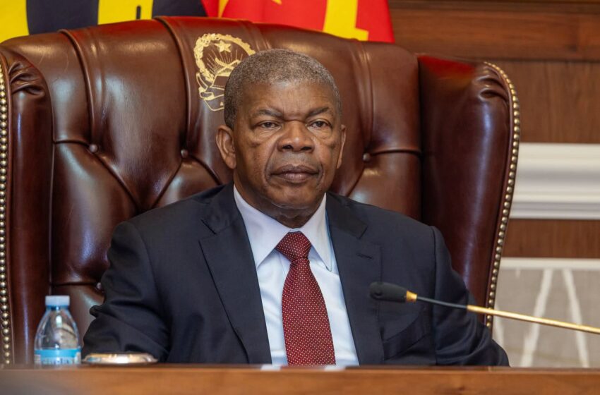  Angola convida Namíbia a ser accionista da refinaria do Lobito, que continua à procura de parceiros