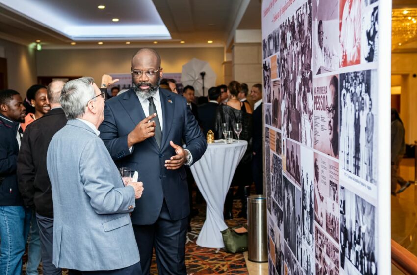  Angola destaca na Austrália dimensão nacional e internacional do fundador da nação Dr. António Agostinho Neto